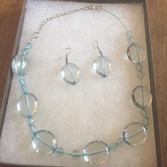 Chunky Turquoise Beaded Necklace/Earrings - Picture 1 of 3