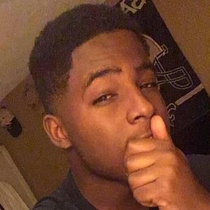 Meet your Posher, Cameron