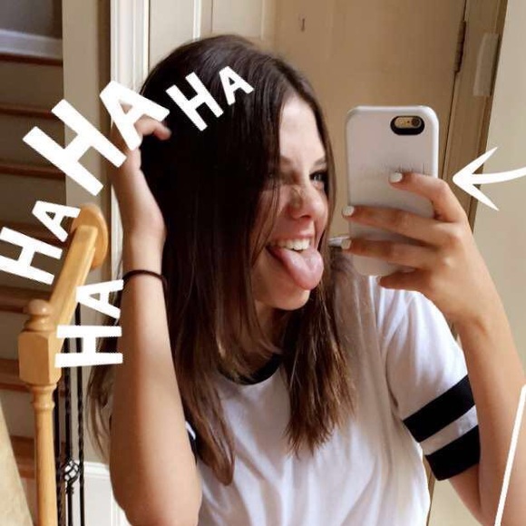 Meet your Posher, Meredith - Picture 1 of 1