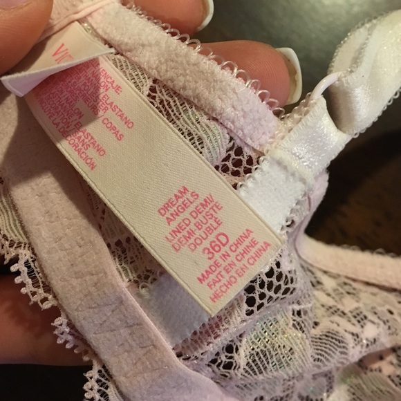 SALE! ✨💘 VS 36 D Dream Angles Bra - Picture 3 of 4