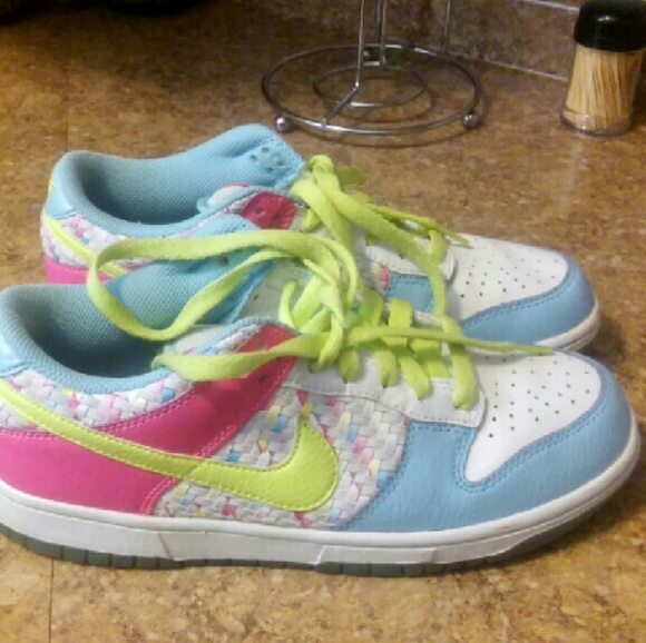 Nike shoes
