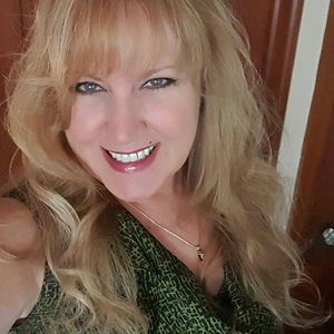 Meet your Posher, Melanie