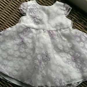 Adorable light purple flowered dress