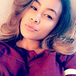 Meet your Posher, Emmalynn