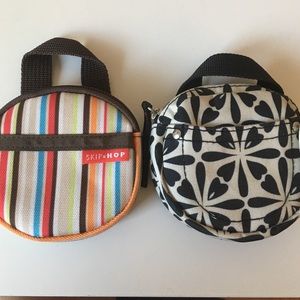 2 Skiphop pacifier pocket