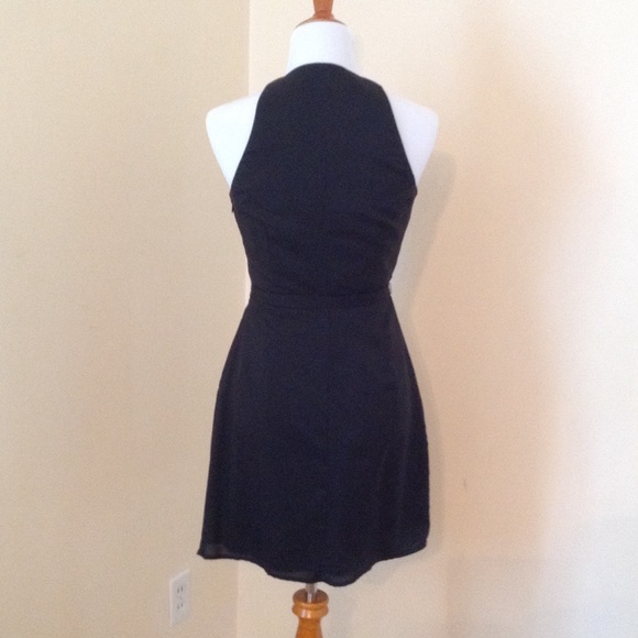 Dress - Picture 2 of 4