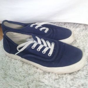 Blue keds