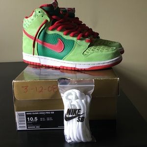 NIKE DUNK HIGH PRO SB