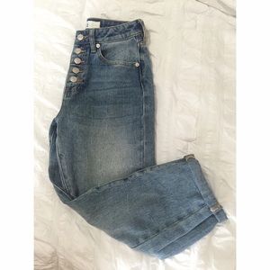 Brandy Melville high waisted boyfriend jeans.
