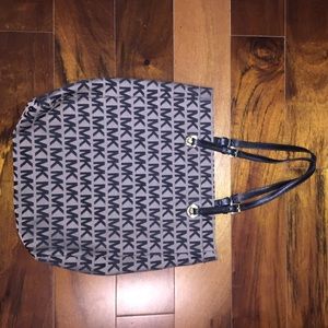 Michael Kors Jetset Tote