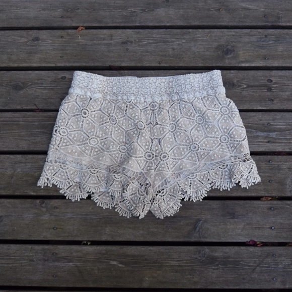 Boho Crochet shorts