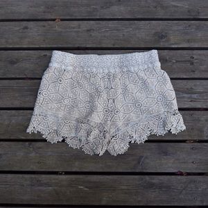 Boho Crochet shorts