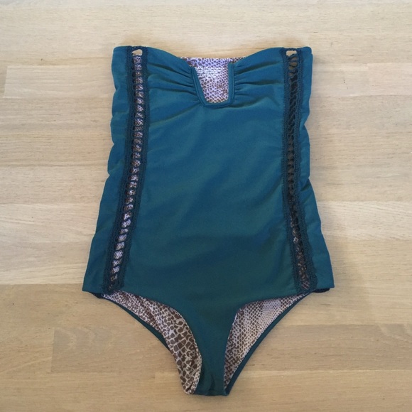 ❌traded❌Acacia Africa One piece seaweed