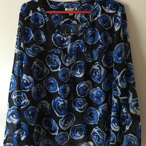 Black and blue floral swing top