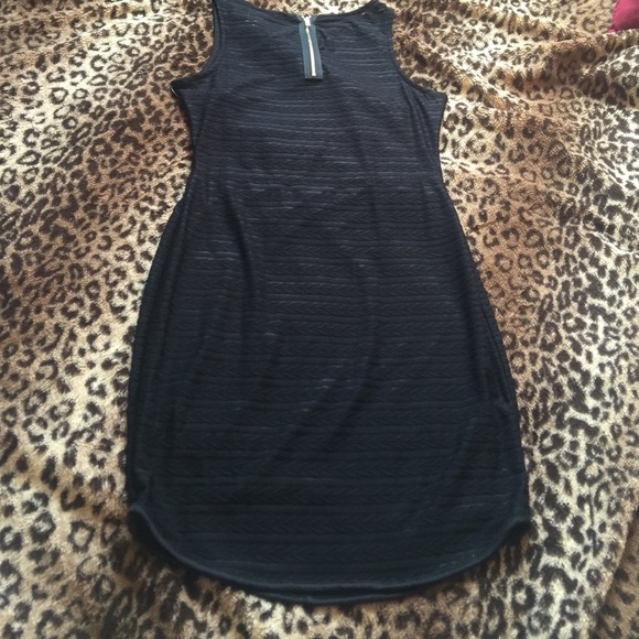 Black mid-length dress - Picture 2 of 2