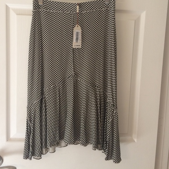 Max Studio Speciality Products skirt