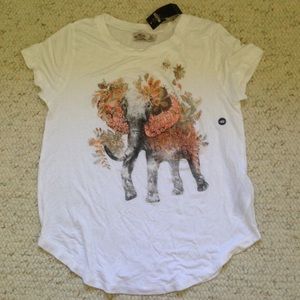 Hollister elephant shirt