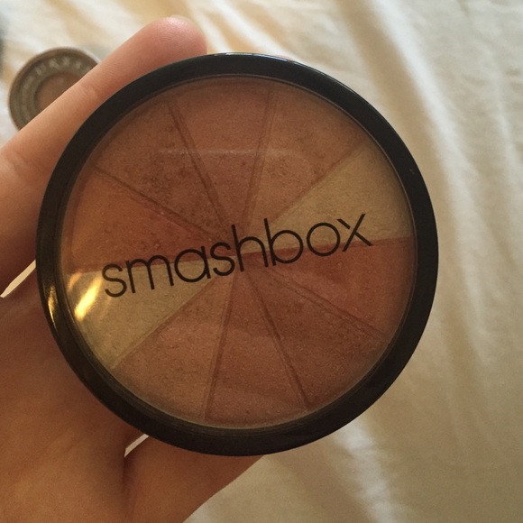 Makeup bundle - Picture 4 of 4