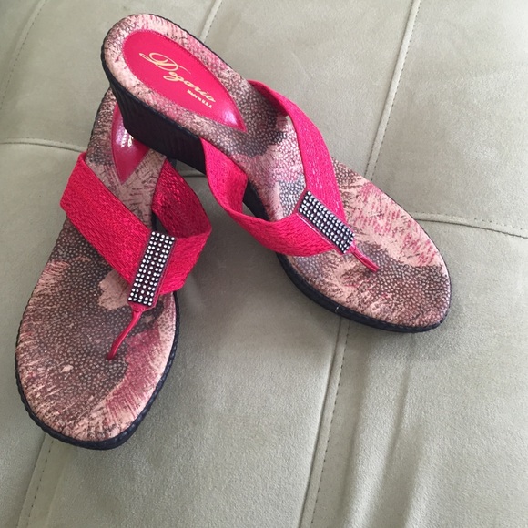 Fabulous Red Wedge Sandals , never worn - Picture 1 of 4