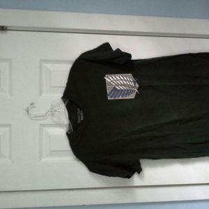 Attack on titan tee