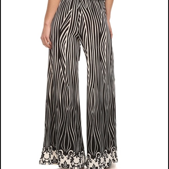 Black & off white printed bandeau jumper - Picture 2 of 4