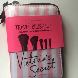 Victoria Secret Travel Brush Set