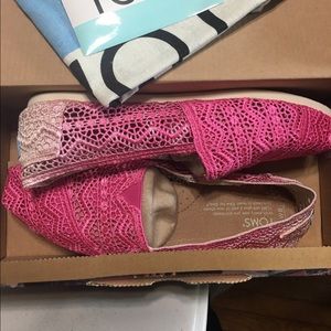 Toms PRICE DROP