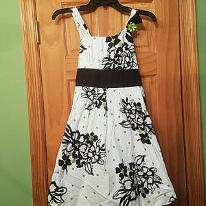 Gently-used Formal dress size 16