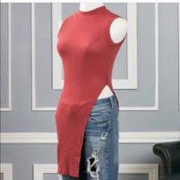 April spirit tunic top