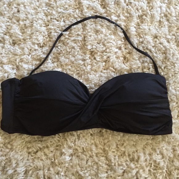 Black bath suit top size Xl made by mossimo