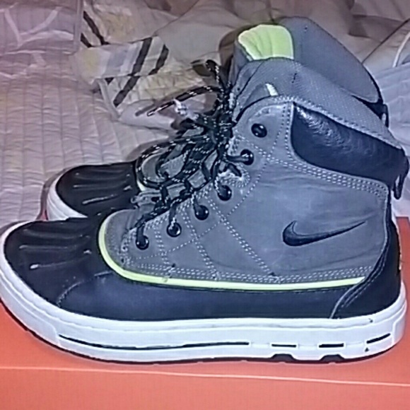 Nike Boots