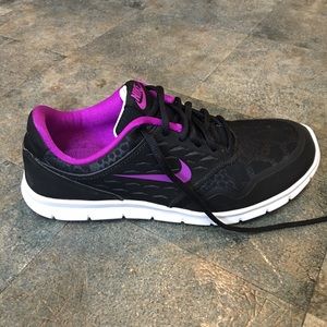 Nike Women's shoes