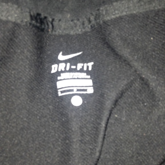 Nike pullover - Picture 2 of 2