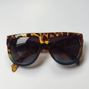 Celine like sunnies