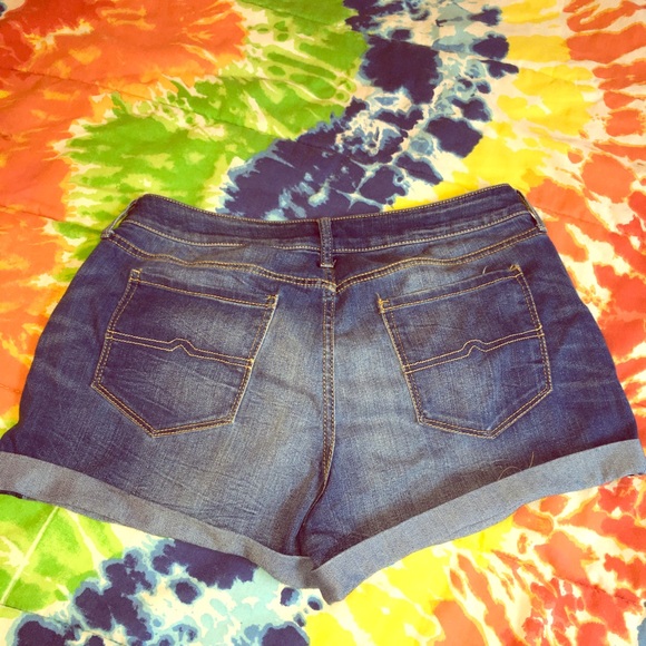 Arizona Jean Shorts