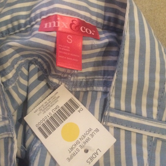 Blue striped shorts - Picture 4 of 4