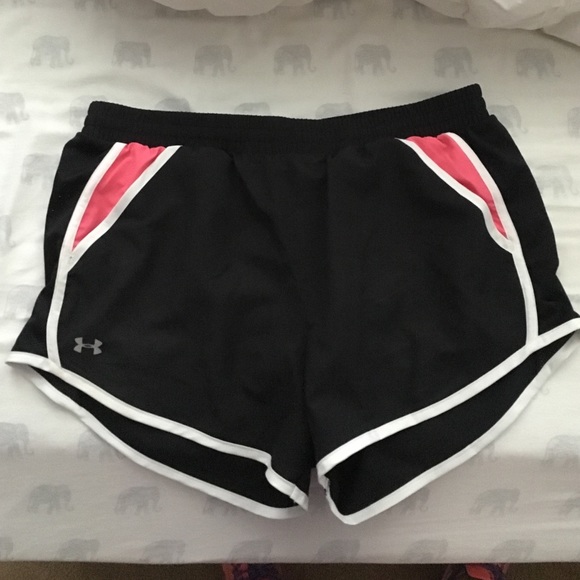 Under Armour running shorts M