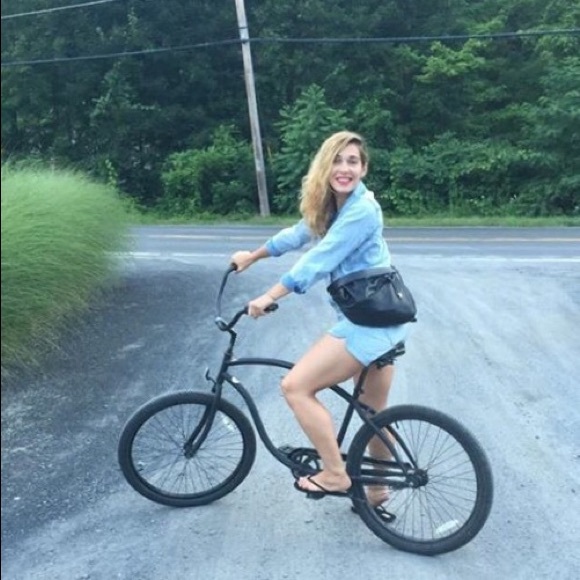 Meet your Posher, Jane