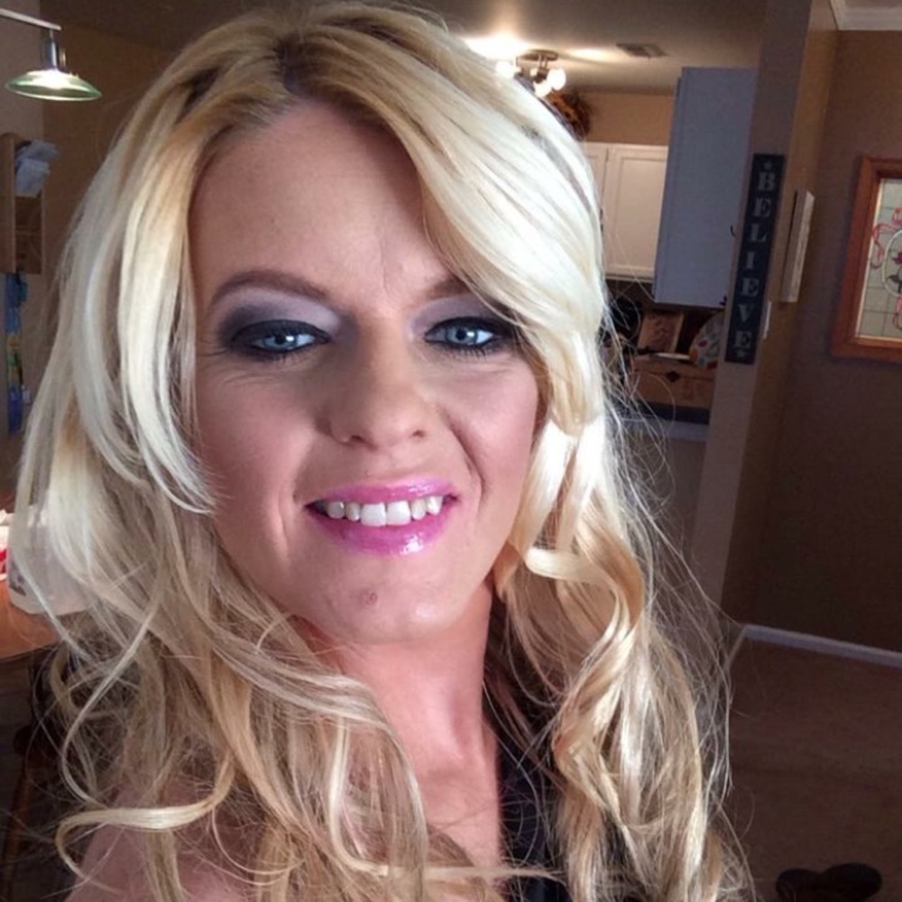 Meet your Posher, Jennifer