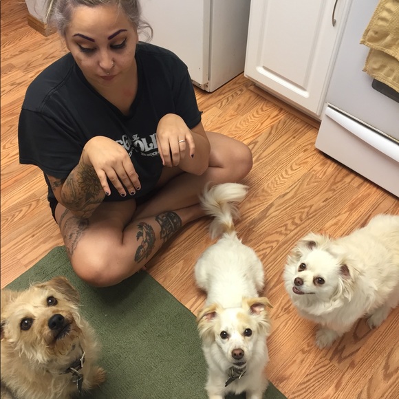 Meet your Posher, Theresa - Picture 3 of 3