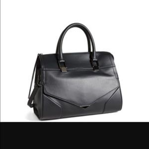 Pour la victoire leather satchel