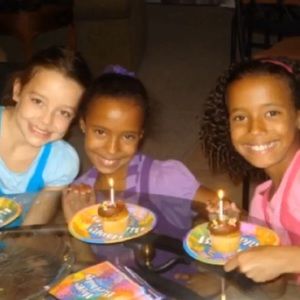 Meet your Posher, Olivia