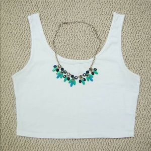 🎉🎉 SUPER SALE! 🎉🎉 White crop top