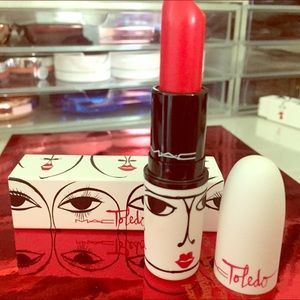 NIB Mac "Limited Edition" Toledo collection