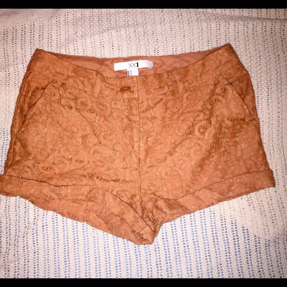 nude lace shorts