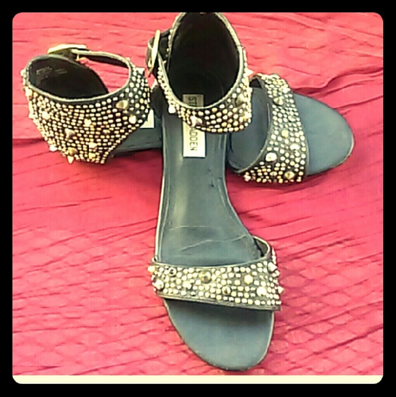 Steve Madden - Summer & Spring Sandals!!!