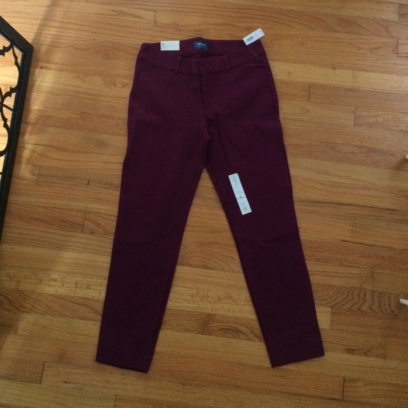 NWT Maroon Old Navy Pixie Pants