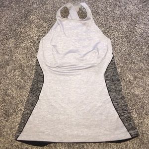 Lululemon top