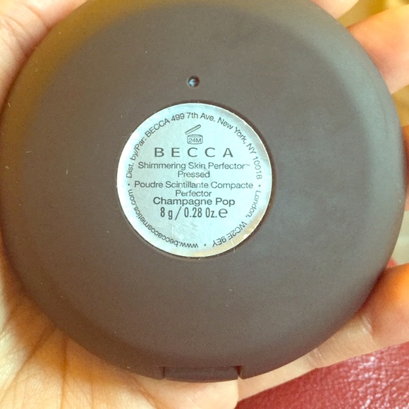 Becca x Jaclyn Hill : Champagne Pop