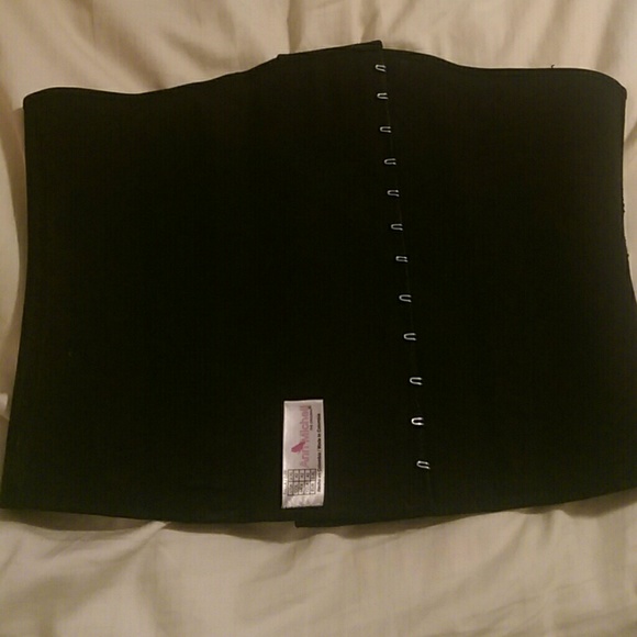 Ann Michell waist trainer